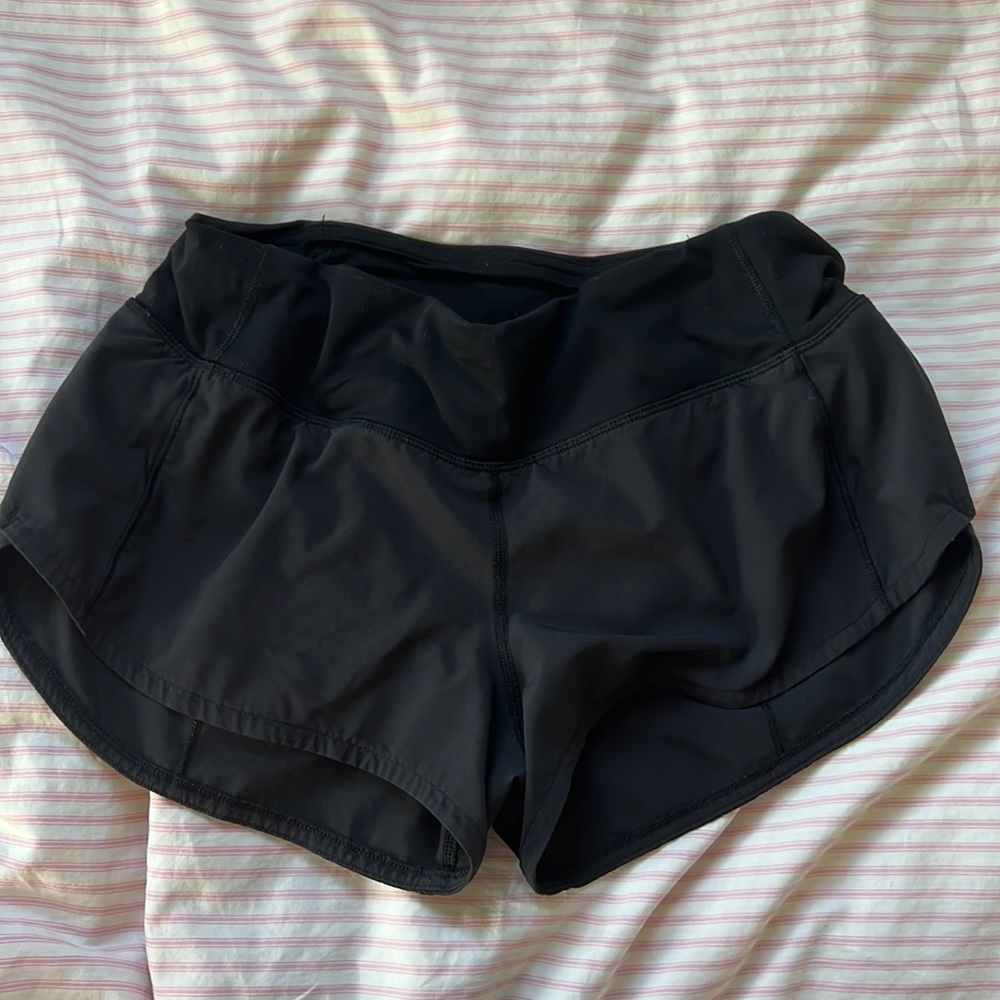 Lululemon low rise speed up shorts black